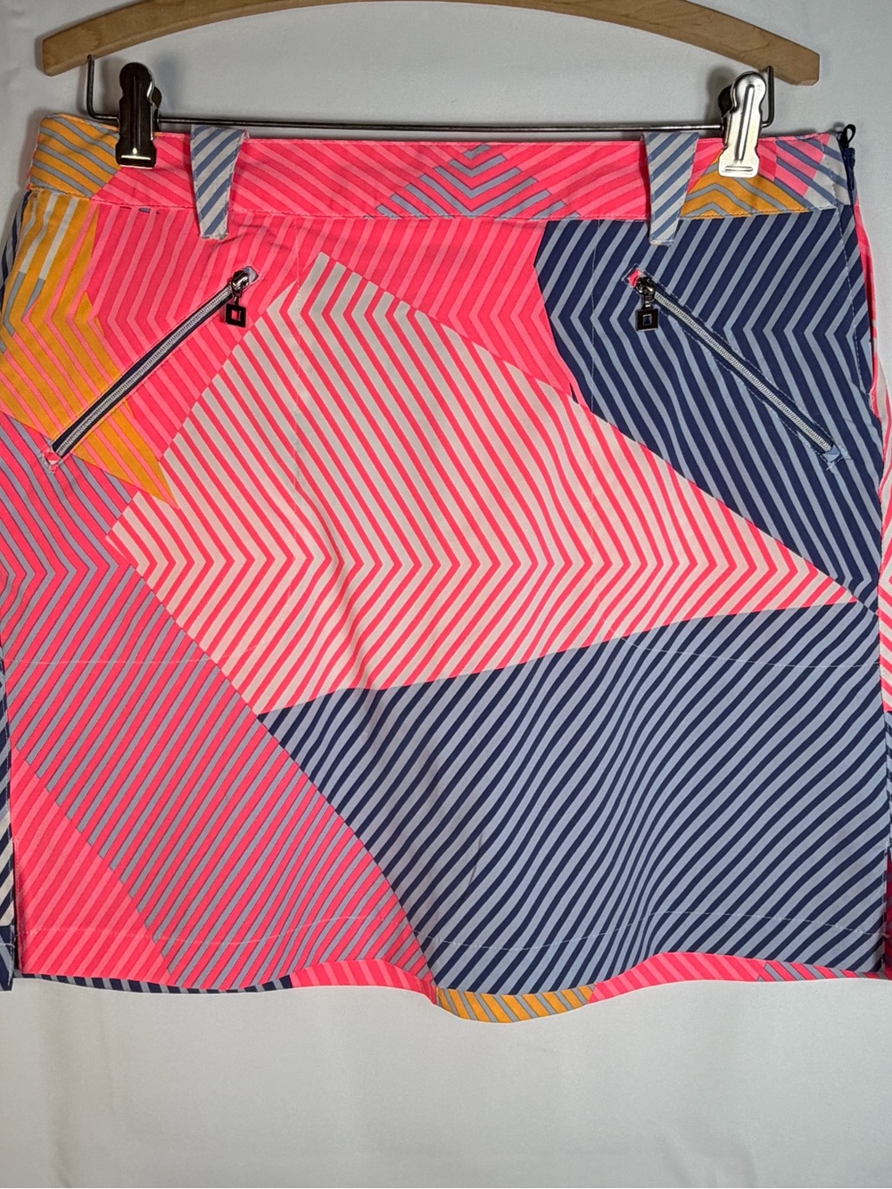 Jamie Sadock Galleria Geometric Stripe Skirt Besos Pink GEO Print Golf Tennis - Picture 1 of 9